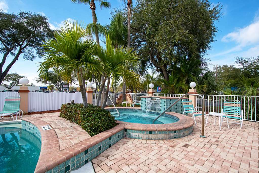 Ramada Limited Clearwater Hotel And Suites Einrichtungen foto